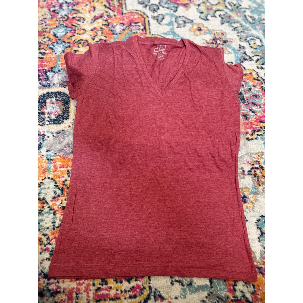 Lot of 4 Unisex J2 Sport Red V-Neck T-Shirts Size‎ Large NEW